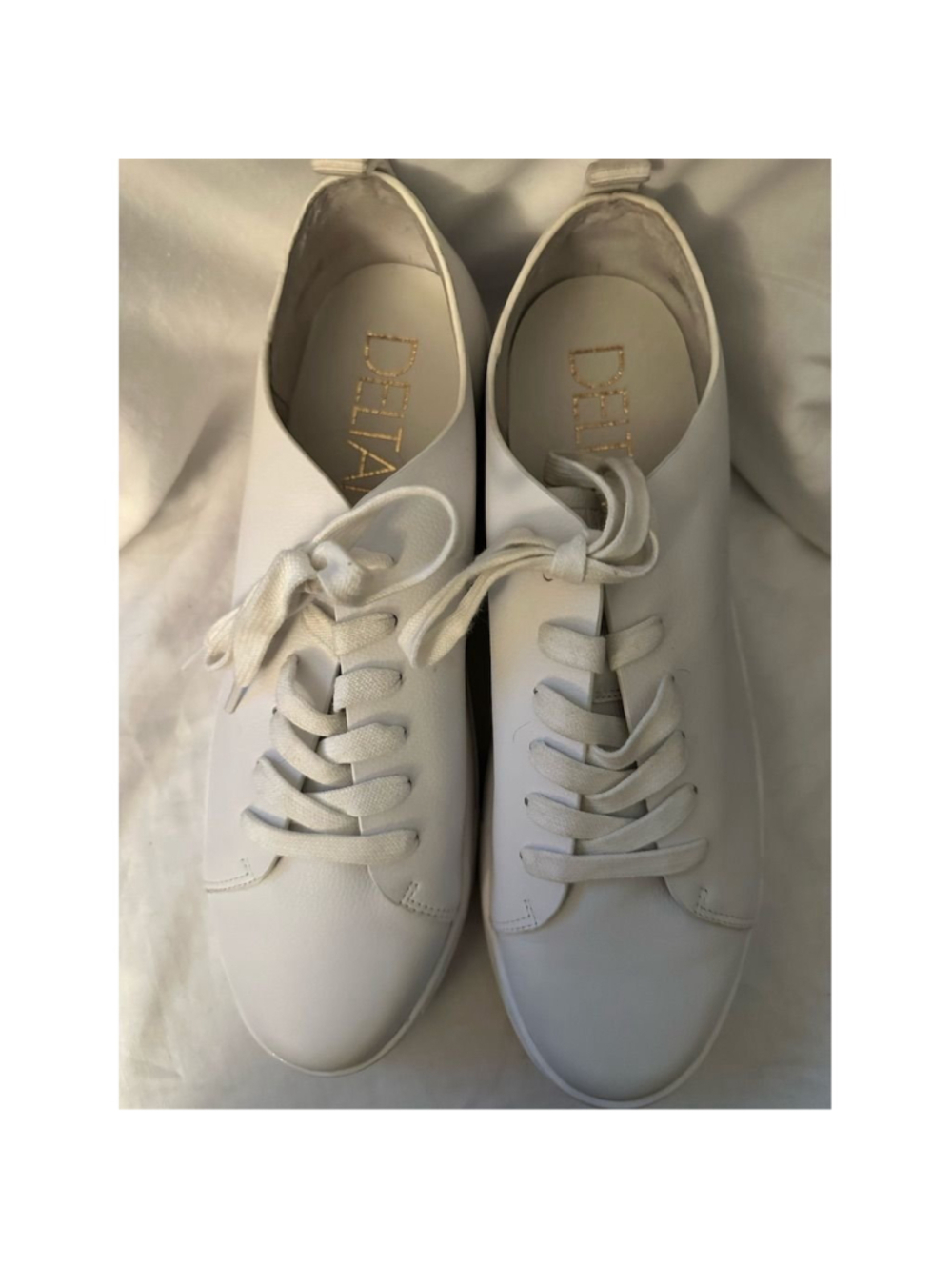 DELTAN Women's White Leather Sneakers Size 11 Standard Lace-Up Casual Shoes